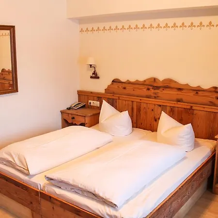 Hotel Forsthaus 3*